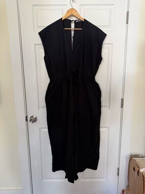 Bimba Y Lola Sleeveless Black V-Neck Jumpsuit with Tie Waist
